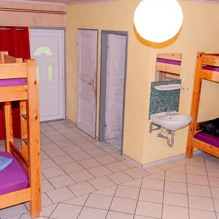 Waldhaus Am Gruppenhaus Hostel