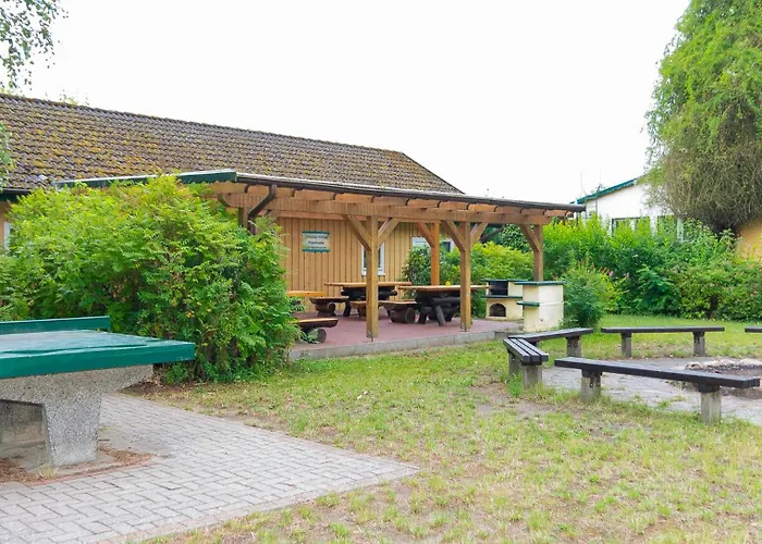 אכסניה Waldhaus Am Gruppenhaus *