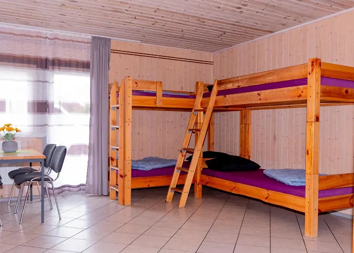 אכסניה Waldhaus Am Gruppenhaus מירו